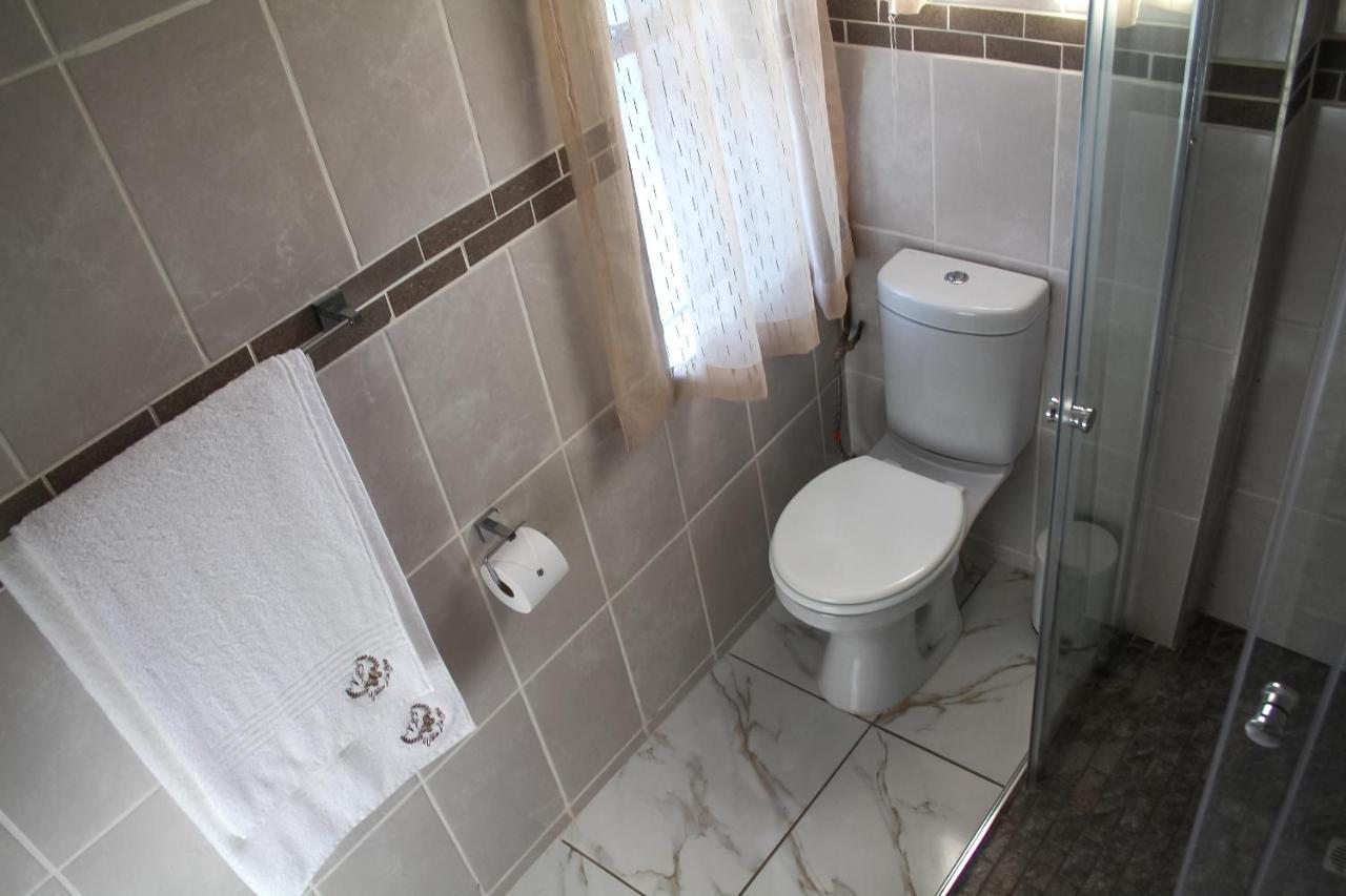 Villa La Sola B&B And Self-Catering Boksburg Εξωτερικό φωτογραφία
