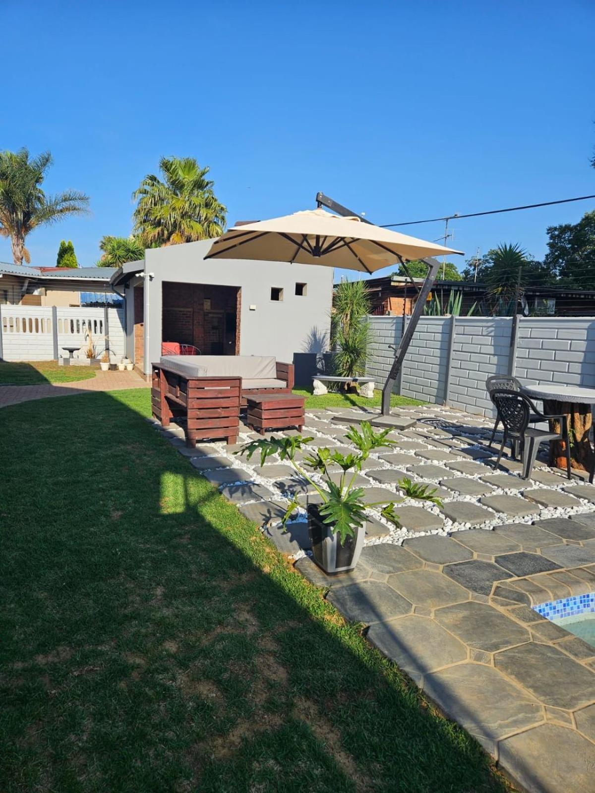 Villa La Sola B&B And Self-Catering Boksburg Εξωτερικό φωτογραφία